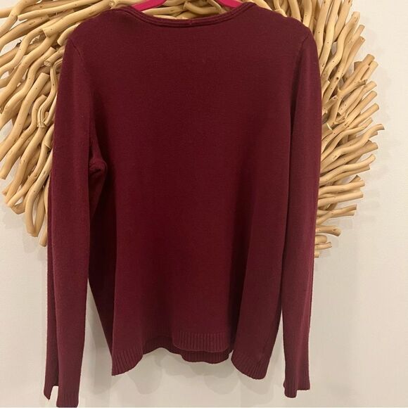 Cyrus Classic Deep Red V-Neck Sweater With Notched Sleeves, Size Large - Picture 3 of 5